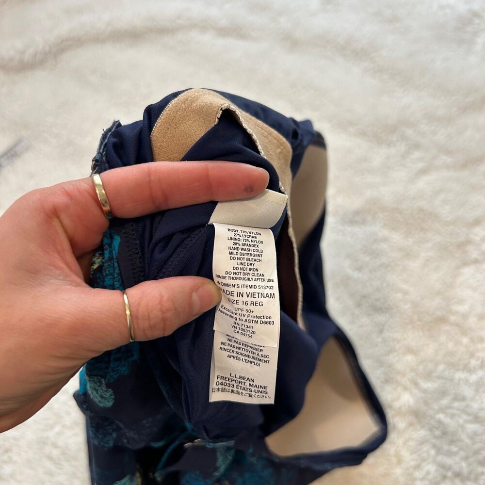 L.L. Bean Women’s Tankini Top Blue Abstract UPF 50 Swimwear 16 Beach Swim Summer - Picture 5 of 5